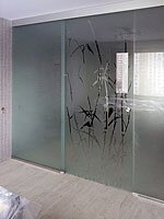 glass-walls-in-the-room-23-mini.jpg